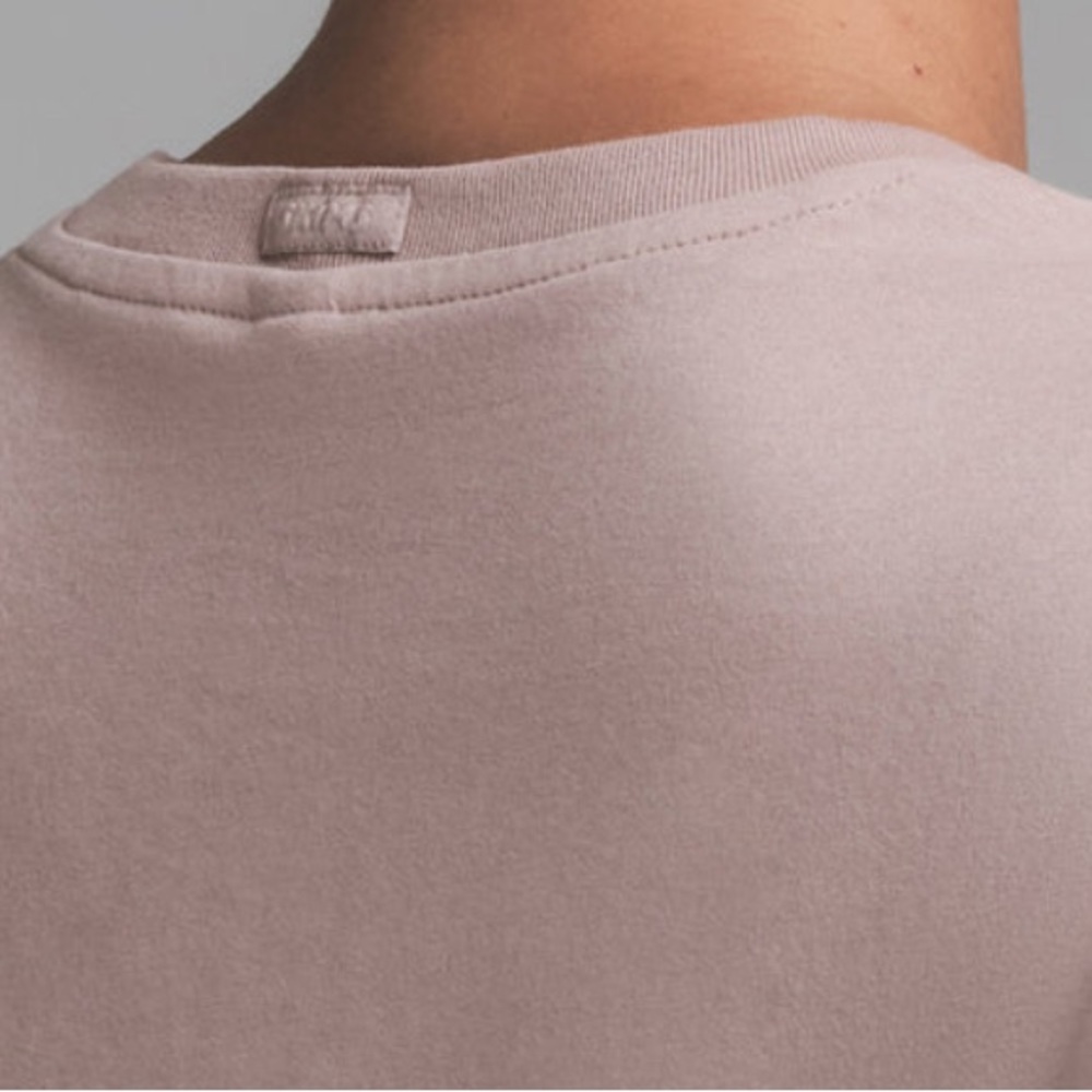 SKIMS Relaxed Tee Long Sleeve - Picture 3 of 7